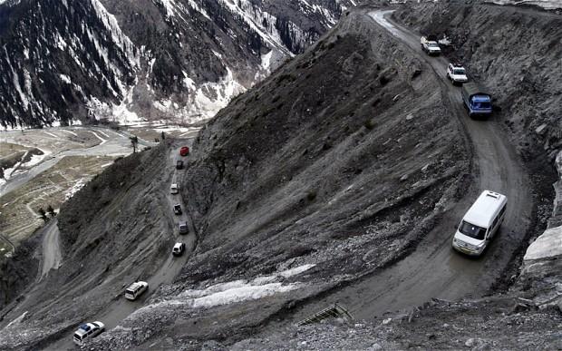 After 5 months, Srinagar-Leh road opened for vehicular movement